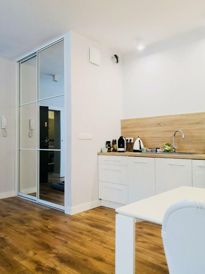 Piper Zajezdnia White Apartment พอซนาน ภายนอก รูปภาพ
